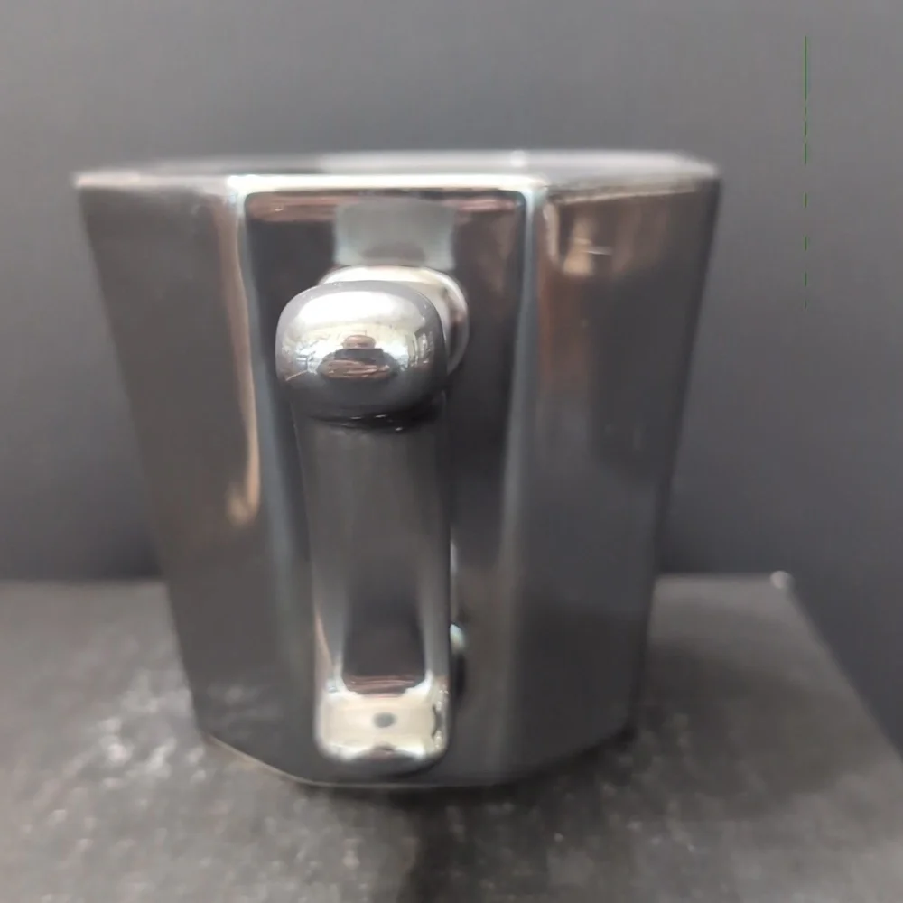 Starbucks 2013 14 fl oz, Limited Edition Silver/Metallic Gray Holiday Mug. - Picture 2 of 8